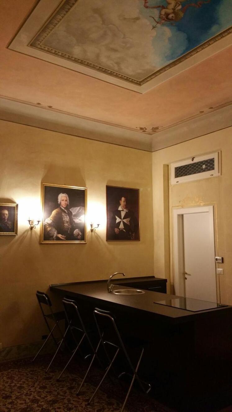 Palazzo Bargellini Panzacchi Apartments 볼로냐 객실 사진